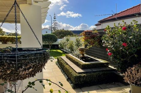 Photo of property in 11 Fairfield Lane, East Tamaki Heights, Auckland, 2016