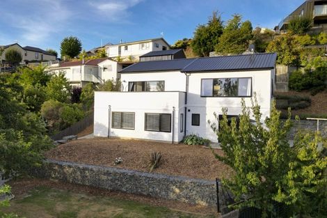 Photo of property in 71 Cotter Avenue, Arrowtown, 9302