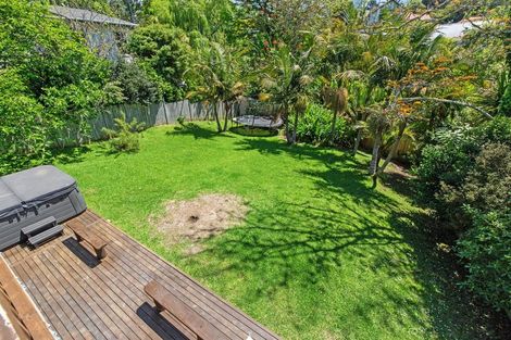Photo of property in 860 Beach Road, Waiake, Auckland, 0630