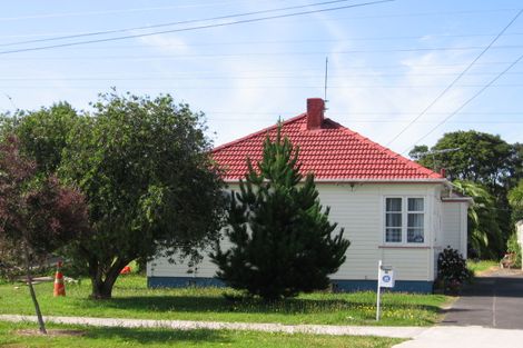 Photo of property in 20 Miranda Street, Avondale, Auckland, 0600