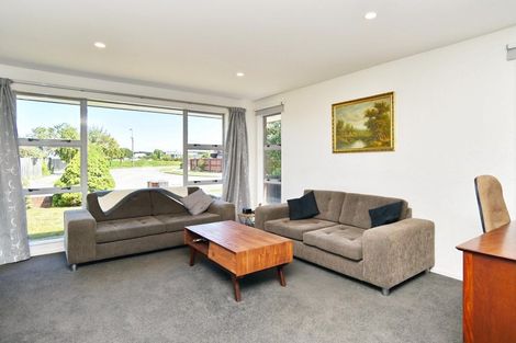 Photo of property in 46 Radiata Avenue, Parklands, Christchurch, 8083