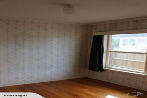 Photo of property in 2/34 Chartwell Avenue, Glenfield, Auckland, 0629