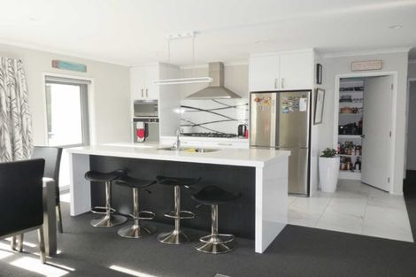 Photo of property in 16 Sweet Waters Place, Woolston, Christchurch, 8023