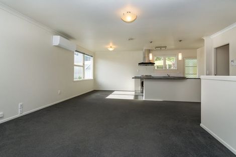 Photo of property in 62 Stott Avenue, Birkdale, Auckland, 0626