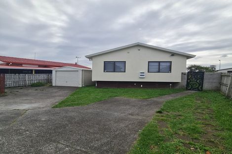 Photo of property in 2/21 Southview Place, Wattle Downs, Auckland, 2102
