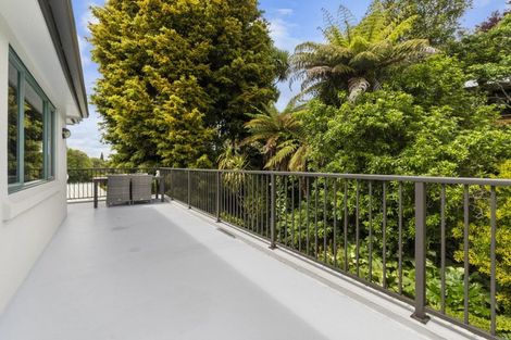 Photo of property in 2 Minchin Crescent, St Andrews, Hamilton, 3200