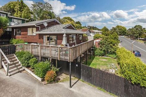 Photo of property in 1/111 Spinella Drive, Bayview, Auckland, 0629