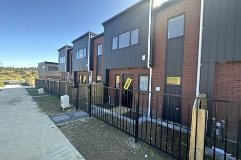 Photo of property in 33 Hearth Street, Flat Bush, Auckland, 2019