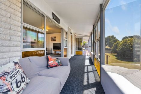 Photo of property in 15 Virginia Place, Whalers Gate, New Plymouth, 4310