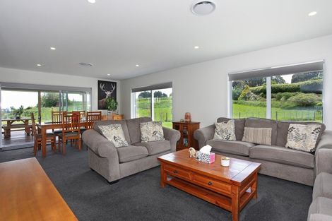 Photo of property in 23 Haggerty Street, Kimbolton, 4774