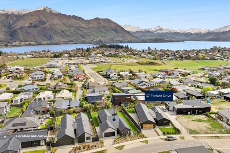 Photo of property in 37 Farrant Drive, Wanaka, 9305