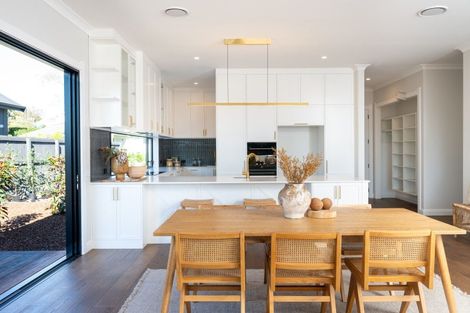 Photo of property in 8 Gage Lane, Havelock North, 4130