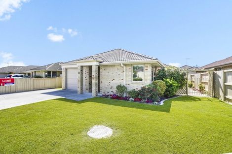 Photo of property in 12 Grevillea Place, Melville, Hamilton, 3206