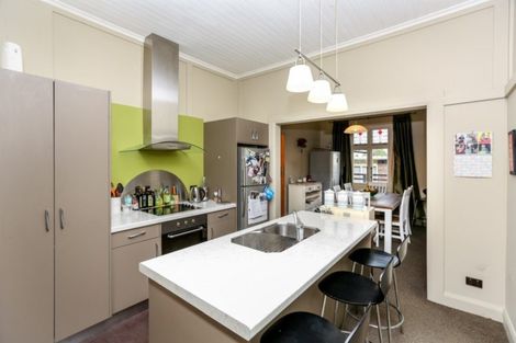 Photo of property in 246 Saint Aubyn Street, New Plymouth, 4310