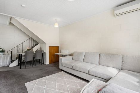 Photo of property in 2/53 Brockworth Place, Riccarton, Christchurch, 8011