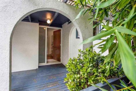 Photo of property in 24 Glenfinn Place, Massey, Auckland, 0614