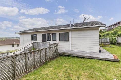 Photo of property in 17 Cathie Place, Karori, Wellington, 6012
