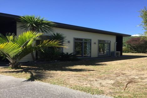Photo of property in 45 Waterstone Avenue, Paraparaumu, 5032