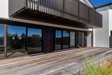 Photo of property in 2 Kenny Avenue, Ahuriri, Napier, 4110