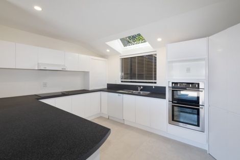 Photo of property in 25 Lookaway Place, Huntsbury, Christchurch, 8022