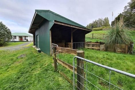 Photo of property in 209 Doctors Hill Road, Maungaturoto, 0588