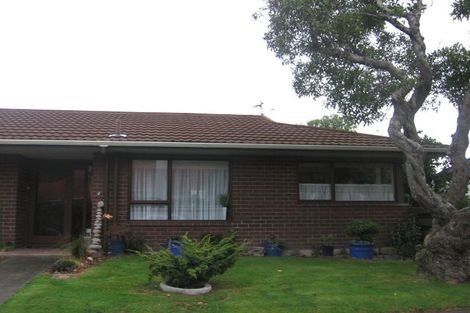 Photo of property in 32 Hinemoa Street, Waiwhetu, Lower Hutt, 5010