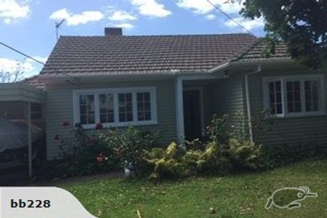 Photo of property in 39 Queen Street, Northcote Point, Auckland, 0627