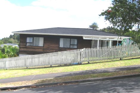 Photo of property in 2/7 Witheford Drive, Bayview, Auckland, 0629