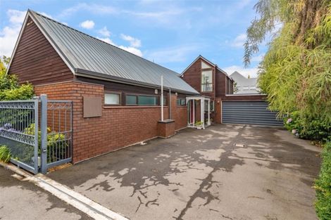 Photo of property in 22 Poynder Avenue, Merivale, Christchurch, 8014