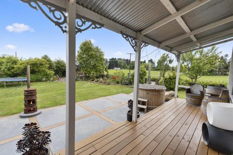 Photo of property in 2778 Kimbolton Road, Kimbolton, Feilding, 4777