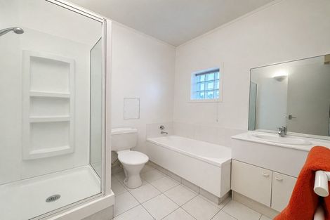 Photo of property in Tennyson Apartments, 6/25 Tennyson Street, Te Aro, Wellington, 6011