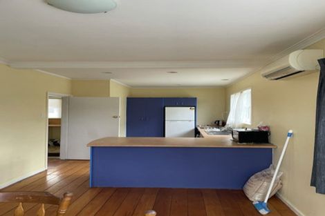 Photo of property in 10 Olivia Crescent, Tawa, Wellington, 5028