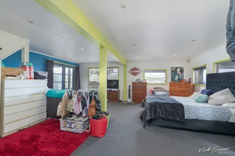 Photo of property in 22 De Castro Place, Titahi Bay, Porirua, 5022