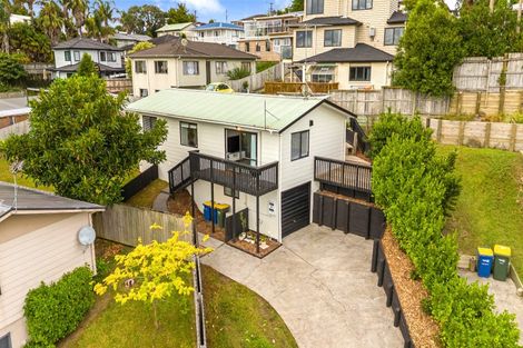 Photo of property in 6a Garton Drive, Massey, Auckland, 0614