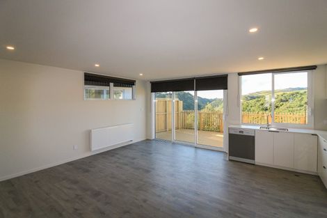 Photo of property in 25/6 Bushland Grove, Paparangi, Wellington, 6037