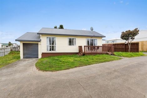 Photo of property in 3/43 Solveig Place, Randwick Park, Auckland, 2105