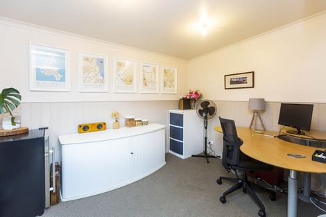 Photo of property in 46 Holdsworth Avenue, Trentham, Upper Hutt, 5018