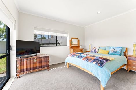 Photo of property in 107 Alec Craig Way, Gulf Harbour, Whangaparaoa, 0930