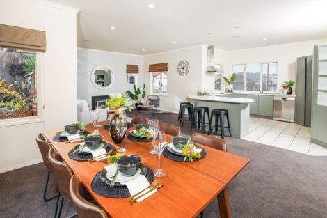 Photo of property in 53 Callum Brae Drive, Rototuna, Hamilton, 3210