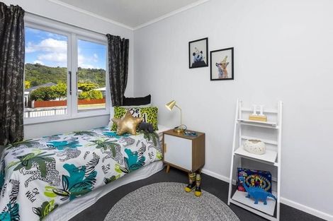 Photo of property in 10 Roberts Street, Wainuiomata, Lower Hutt, 5014