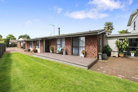 Photo of property in 26 Oakmont Place, Wattle Downs, Auckland, 2103
