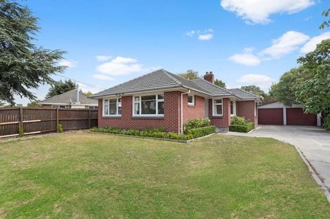 Photo of property in 110 Kendal Avenue, Burnside, Christchurch, 8053
