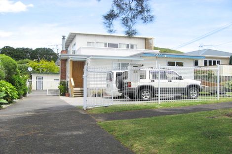 Photo of property in 7 Scott Avenue, Mangere Bridge, Auckland, 2022