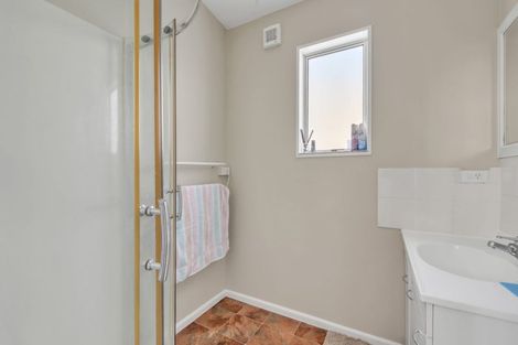 Photo of property in 3b Elizabeth Street, Riccarton, Christchurch, 8011