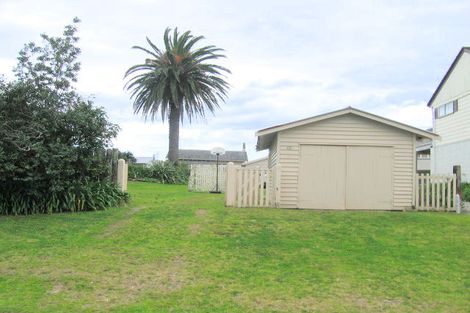 Photo of property in 308 Beverley Terrace, Whangamata, 3620