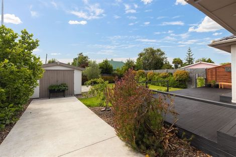 Photo of property in 262 Main North Road, Redwood, Christchurch, 8051