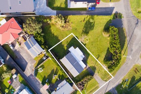 Photo of property in 31 Roore Street, Foxton Beach, Foxton, 4815