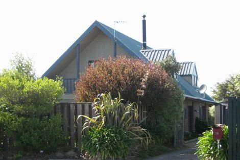 Photo of property in 14 Jenkins Avenue, Redwood, Christchurch, 8051