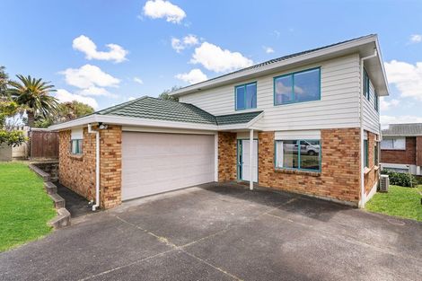 Photo of property in 33b Dalwhinnie Parade, Highland Park, Auckland, 2010