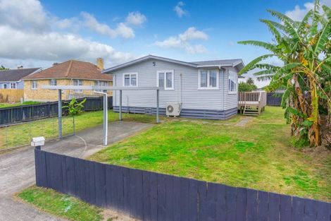 Photo of property in 2 Armstrong Street, Huntly, 3700